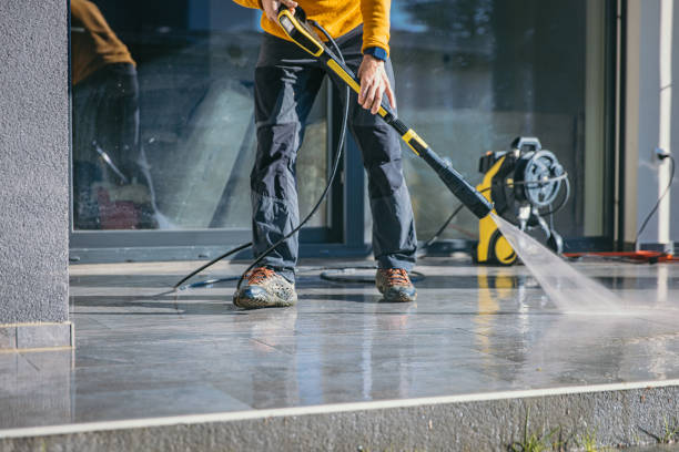 Best Gutter Cleaning  in Taft, FL